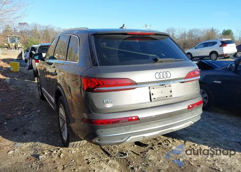 2021 Audi Q7 Premium Plus 55 Tfsi Quattro Tiptronic z USA, uszkodzony, nr VIN WA1LXAF7XMD035074